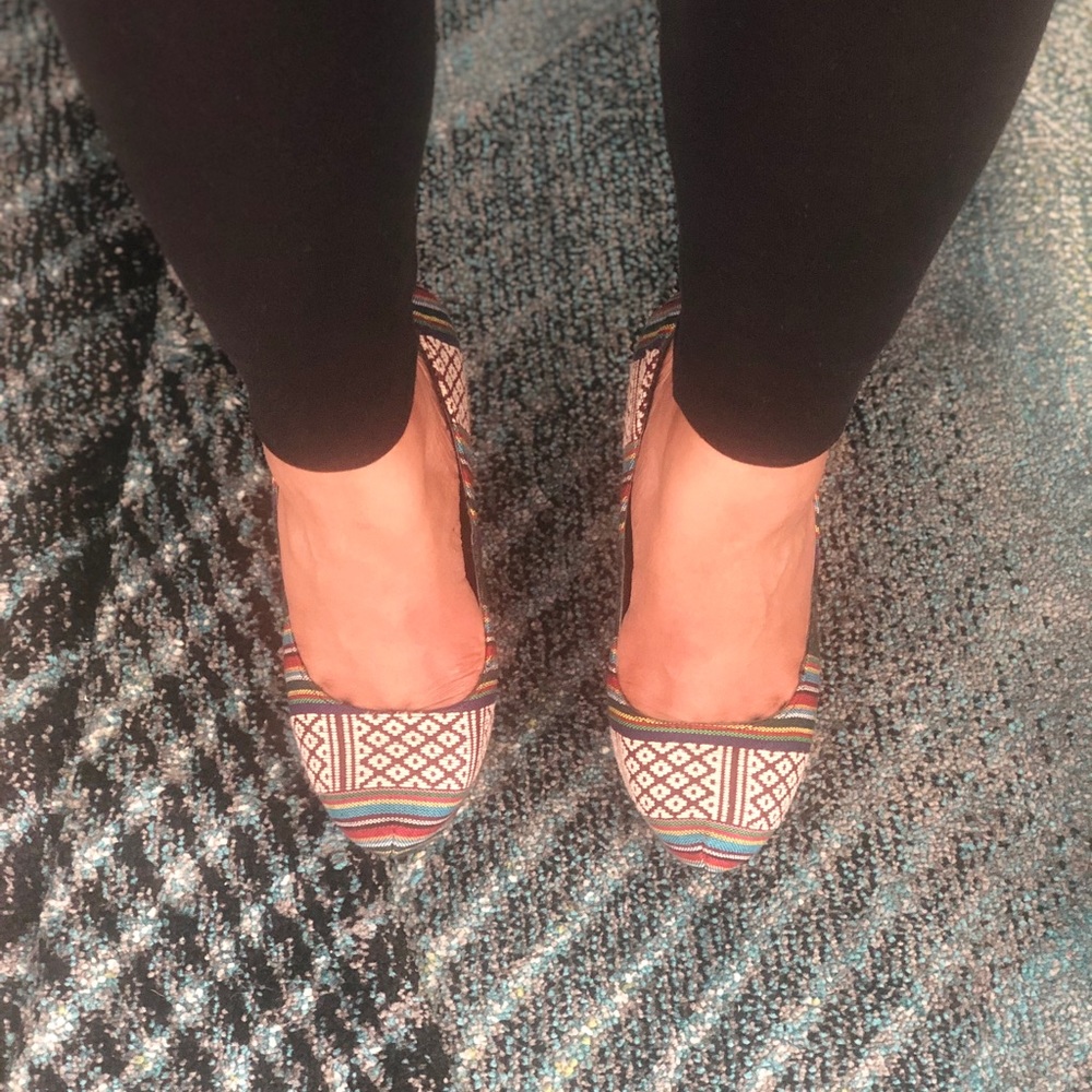 Contemporary print ladies platform heel.